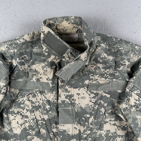US Military ACU Army Combat‎ Uniform Coat UCP Digital Camo Ripstop Small Reg - Picture 2 of 16